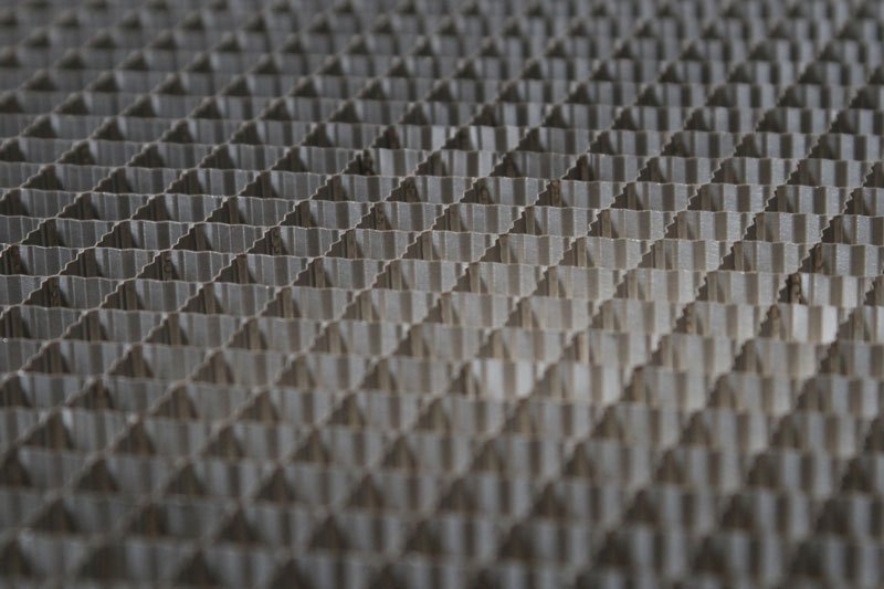 structural-honeycomb-titanium-b21s-alloy-375-square-corrugated-cell